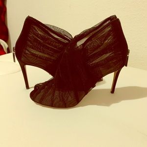 Peep toe Gently used